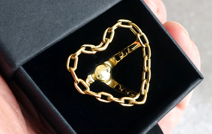 Jevries Heart Shaped Steel Chain Steering Wheel Gold